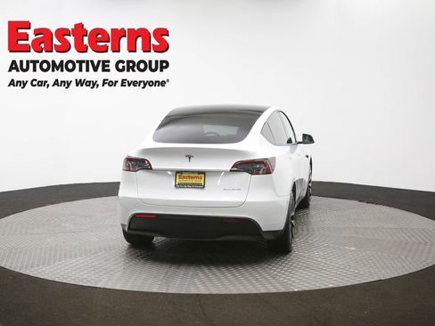 Used 2021 Tesla Model Y Long Range image 35