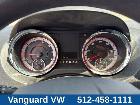 Used 2019 Dodge Grand Caravan SE FWD image 17