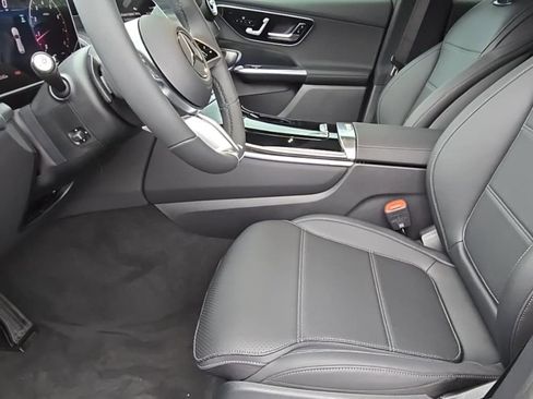 New 2026 Mercedes-Benz GLC 300 4MATIC image 14