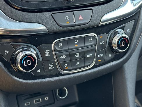 Certified 2023 Chevrolet Equinox Premier image 32