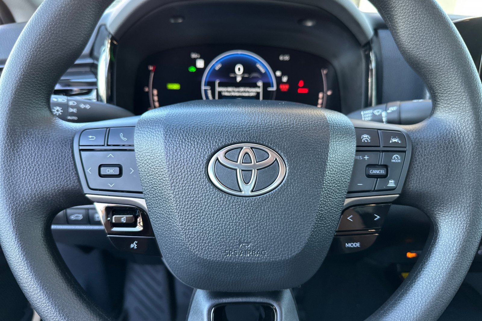 Used 2026 Toyota Camry LE w/ Convenience Package FWD image 23