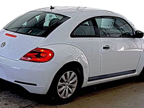 Used 2015 Volkswagen Beetle 1.8T image 3