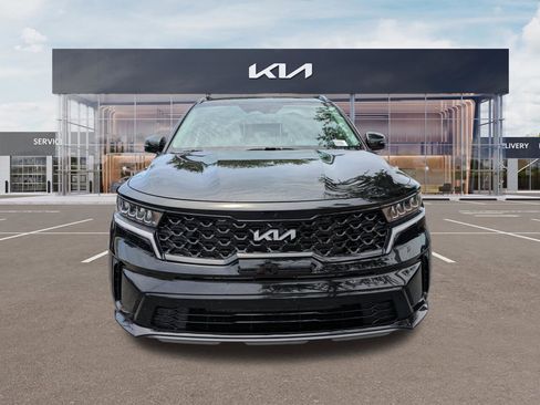 Certified 2022 Kia Sorento S FWD image 7
