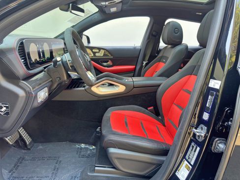 Used 2023 Mercedes-Benz GLE 53 AMG 4MATIC Coupe image 17