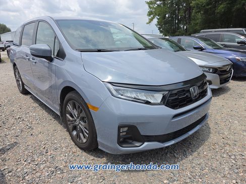 Used 2026 Honda Odyssey Touring image 4