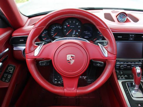 Used 2014 Porsche 911 Carrera image 22
