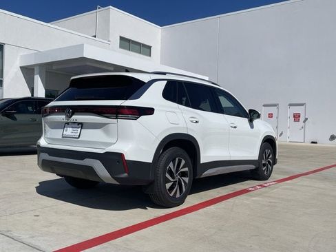 New 2026 Volkswagen Tiguan S image 8