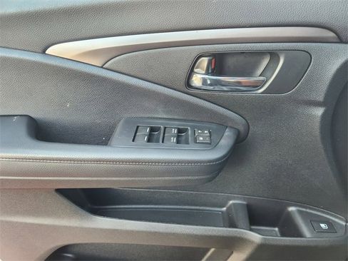 Used 2022 Honda Pilot Sport image 30