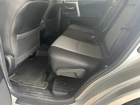 Used 2019 Toyota 4Runner SR5 Premium AWD/4WD image 30