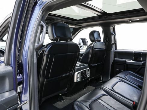 Used 2020 Ford F250 Platinum w/ FX4 Off-Road Package AWD/4WD image 31