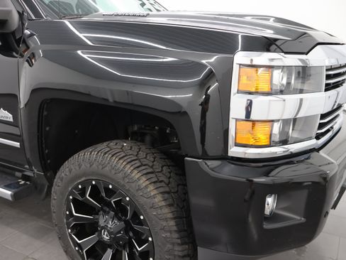 Used 2017 Chevrolet Silverado 2500 High Country w/ Duramax Plus Package AWD/4WD image 24