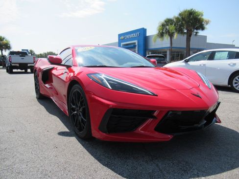 Used 2024 Chevrolet Corvette Stingray Preferred Cpe RWD image 4