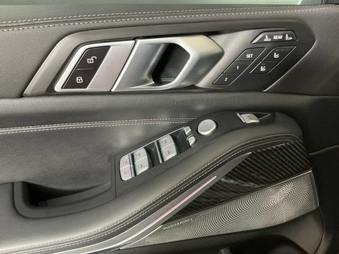 Certified 2025 BMW X7 M60i AWD/4WD image 18
