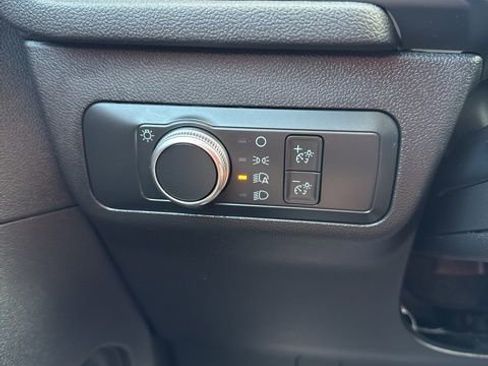 Certified 2022 Ford Escape SE image 17