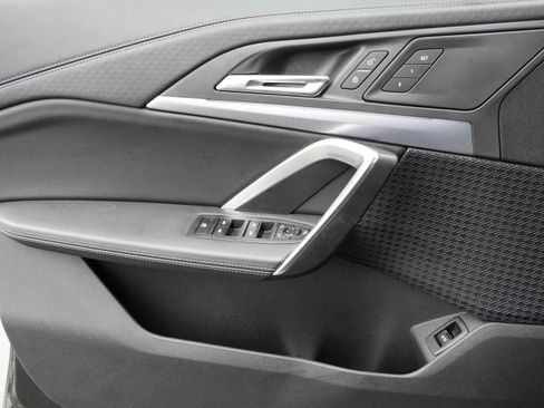 Certified 2025 BMW X2 xDrive28i w/ M Sport Package image 30