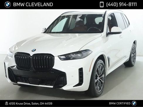 Used 2024 BMW X5 xDrive40i w/ M Sport Package AWD/4WD image 1