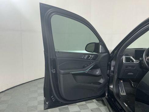 Certified 2025 BMW X5 M60i image 18