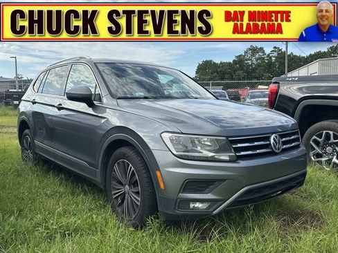 Used 2018 Volkswagen Tiguan SEL FWD image 1