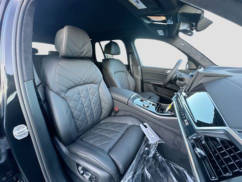 New 2026 BMW X5 sDrive40i w/ M Sport Package RWD image 21