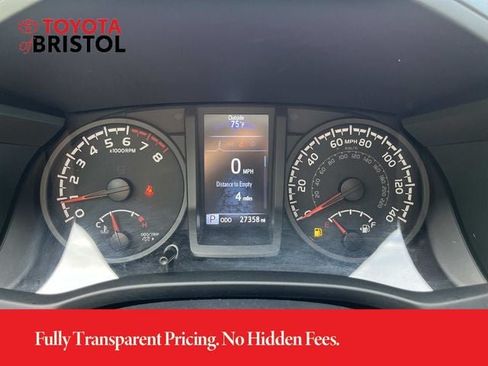 Used 2023 Toyota Tacoma SR AWD/4WD image 34