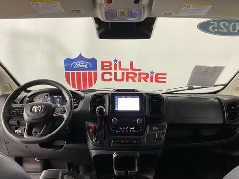 Used 2025 RAM ProMaster 2500 w/ Convenience Group FWD image 18