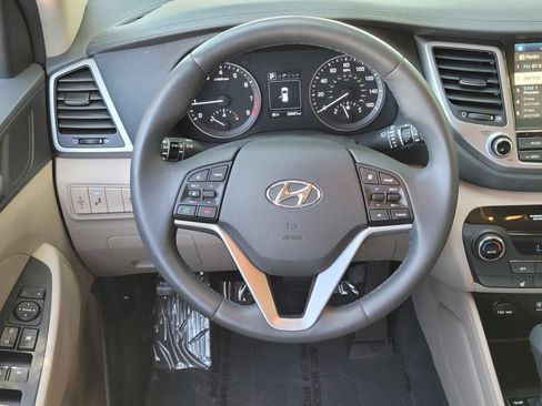 Used 2018 Hyundai Tucson Limited AWD/4WD image 12