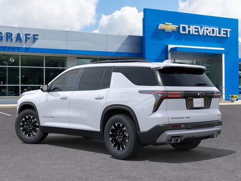 New 2026 Chevrolet Traverse Z71 w/ Enhanced Driving Package image 3