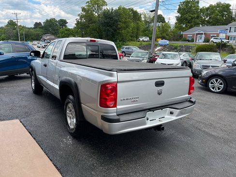 Used 2007 Dodge Dakota SLT w/ Trailer Tow Group RWD image 8