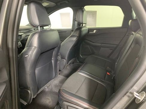 Used 2025 Ford Escape ST-Line image 26