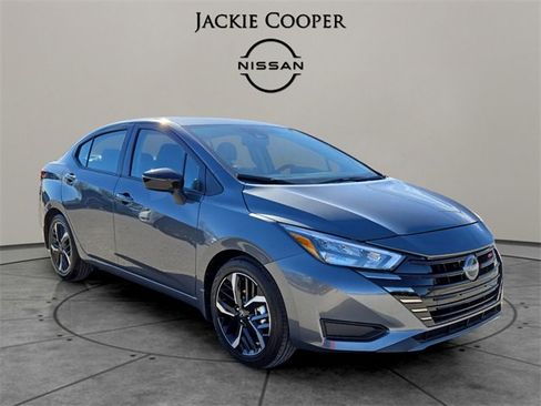 New 2025 Nissan Versa SR w/ Trunk Package image 7