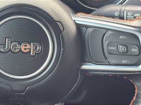 Used 2023 Jeep Gladiator Mojave w/ Cold Weather Group AWD/4WD image 20