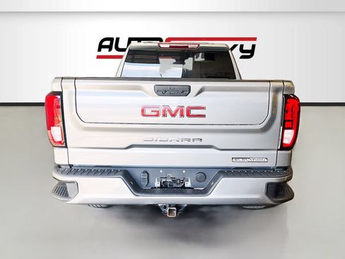 Used 2023 GMC Sierra 1500 Elevation AWD/4WD image 6