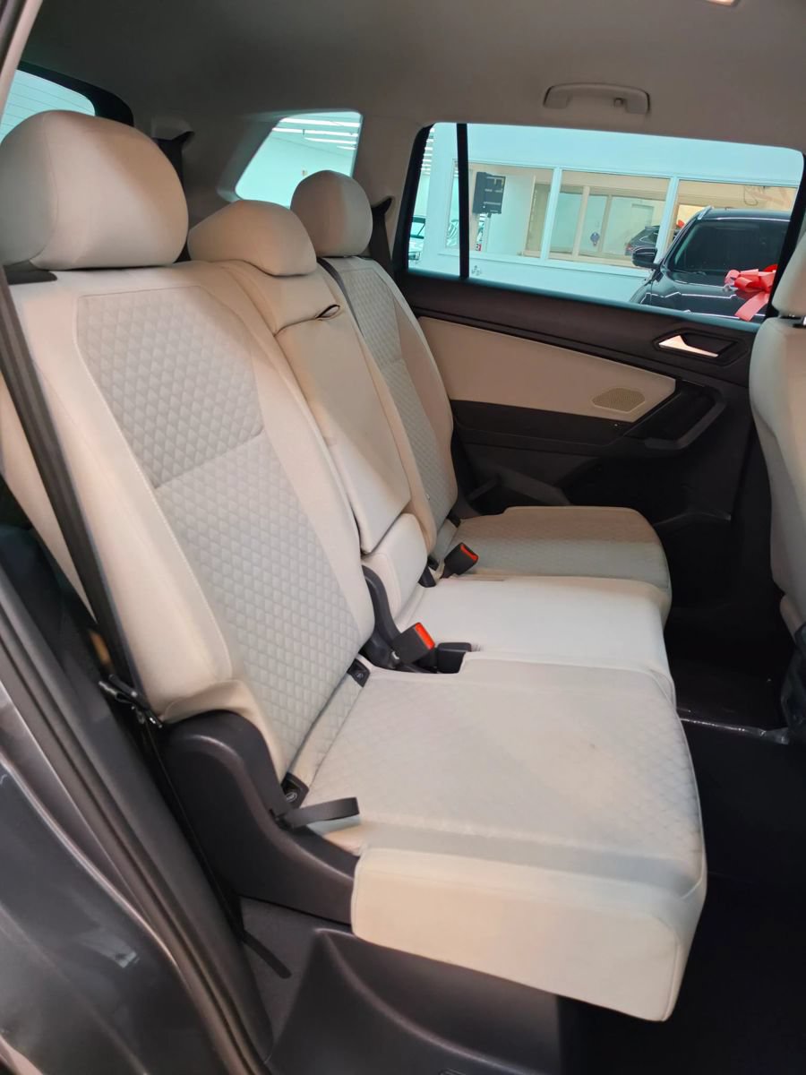 Used 2019 Volkswagen Tiguan S FWD image 29