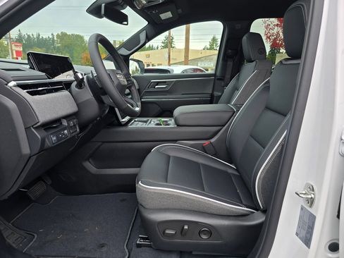 New 2026 GMC Sierra EV Elevation image 16