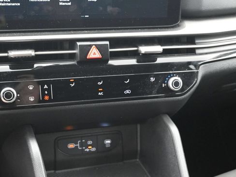 Used 2026 Kia Sportage LX FWD image 17