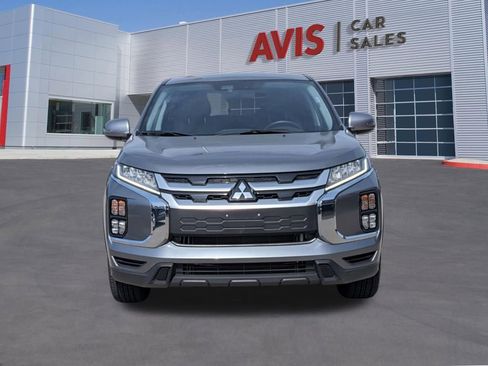 Used 2025 Mitsubishi Outlander Sport SE AWD/4WD image 2