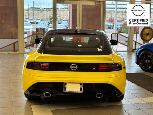Certified 2024 Nissan Z Performance w/ Floor Mat Package image 8