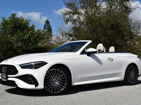 Used 2025 Mercedes-Benz CLE 300 4MATIC Cabriolet image 24