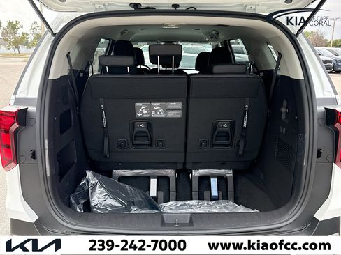 New 2026 Kia Carnival image 12