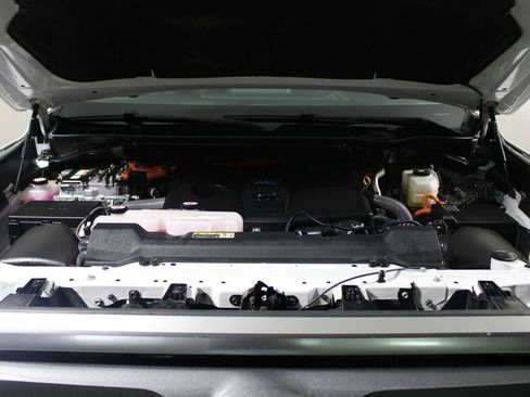 Used 2023 Toyota Tundra Limited image 7