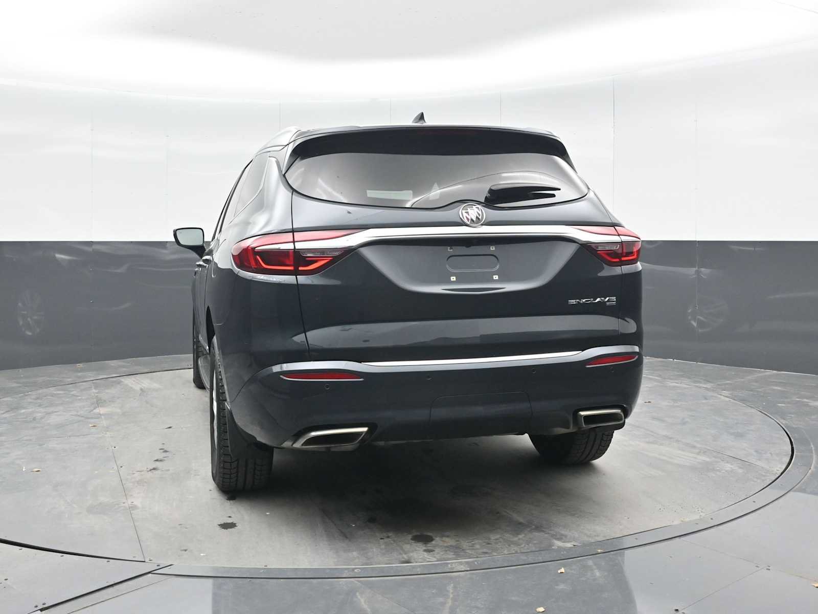 Used 2019 Buick Enclave Premium AWD/4WD image 11