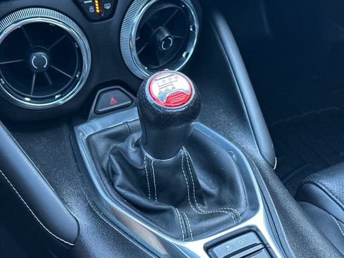 Used 2016 Chevrolet Camaro SS RWD image 19