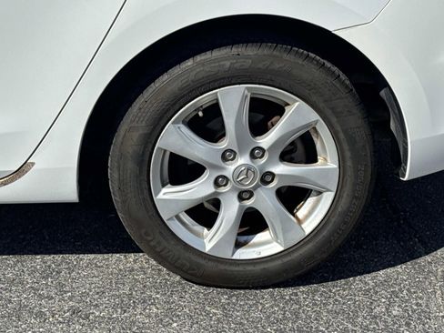 Used 2010 MAZDA MAZDA3 i Touring image 3