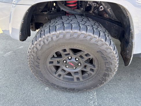 Used 2017 Toyota 4Runner TRD Pro image 13