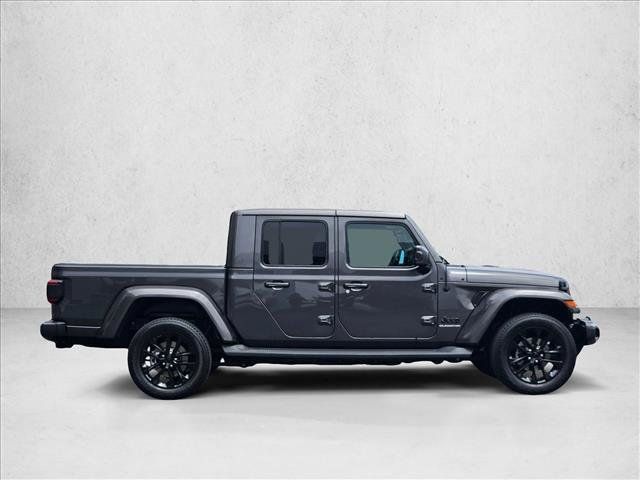Used 2021 Jeep Gladiator Overland AWD/4WD image 4