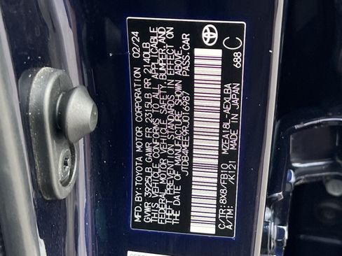 Used 2024 Toyota Corolla LE FWD image 38