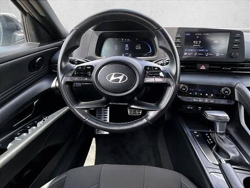 Used 2025 Hyundai Elantra Sport w/ Cargo Package FWD image 7