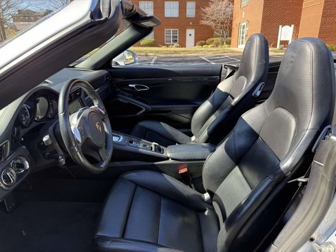 Used 2016 Porsche 911 Turbo S image 14