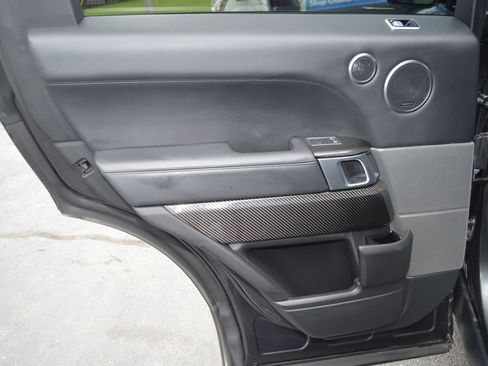 Used 2020 Land Rover Range Rover Sport HST image 20