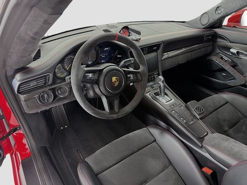 Used 2019 Porsche 911 GT3 RWD image 4